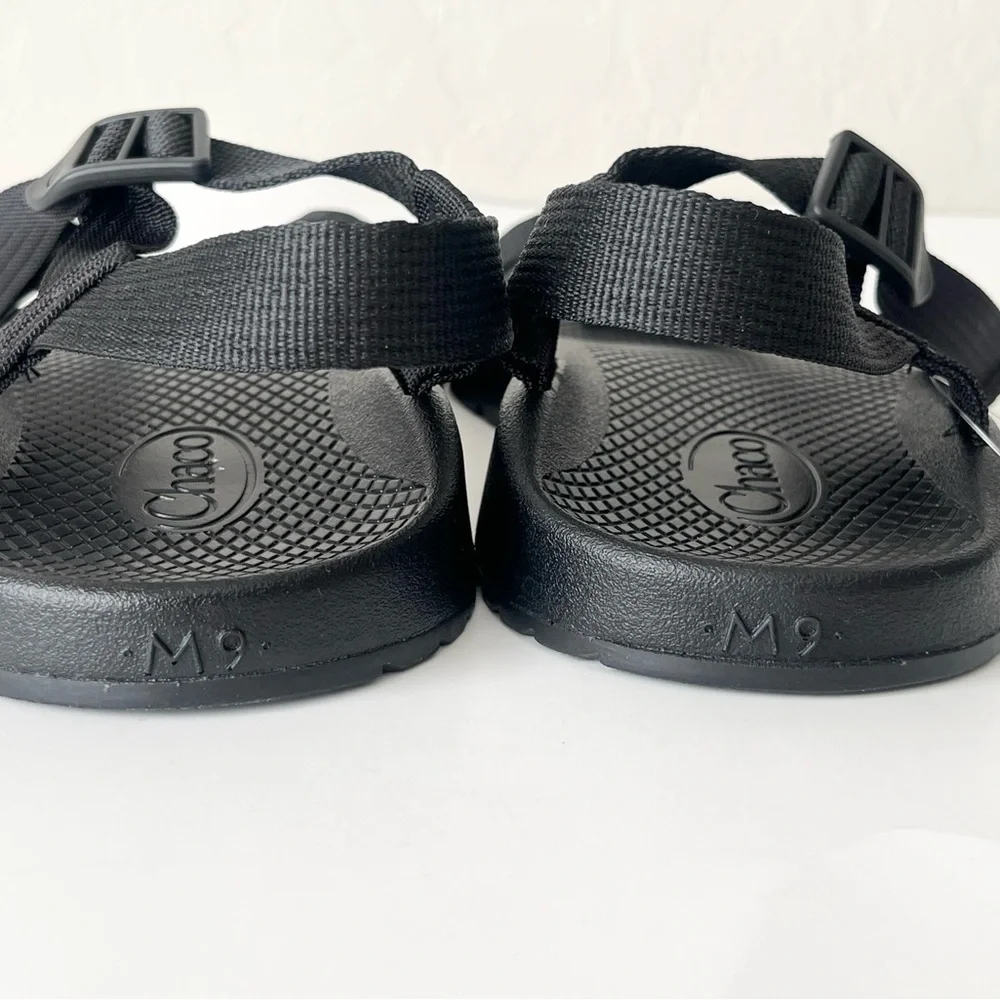 Chaco Bodhi Adjustable Classic water hiking sandals black NEW 9